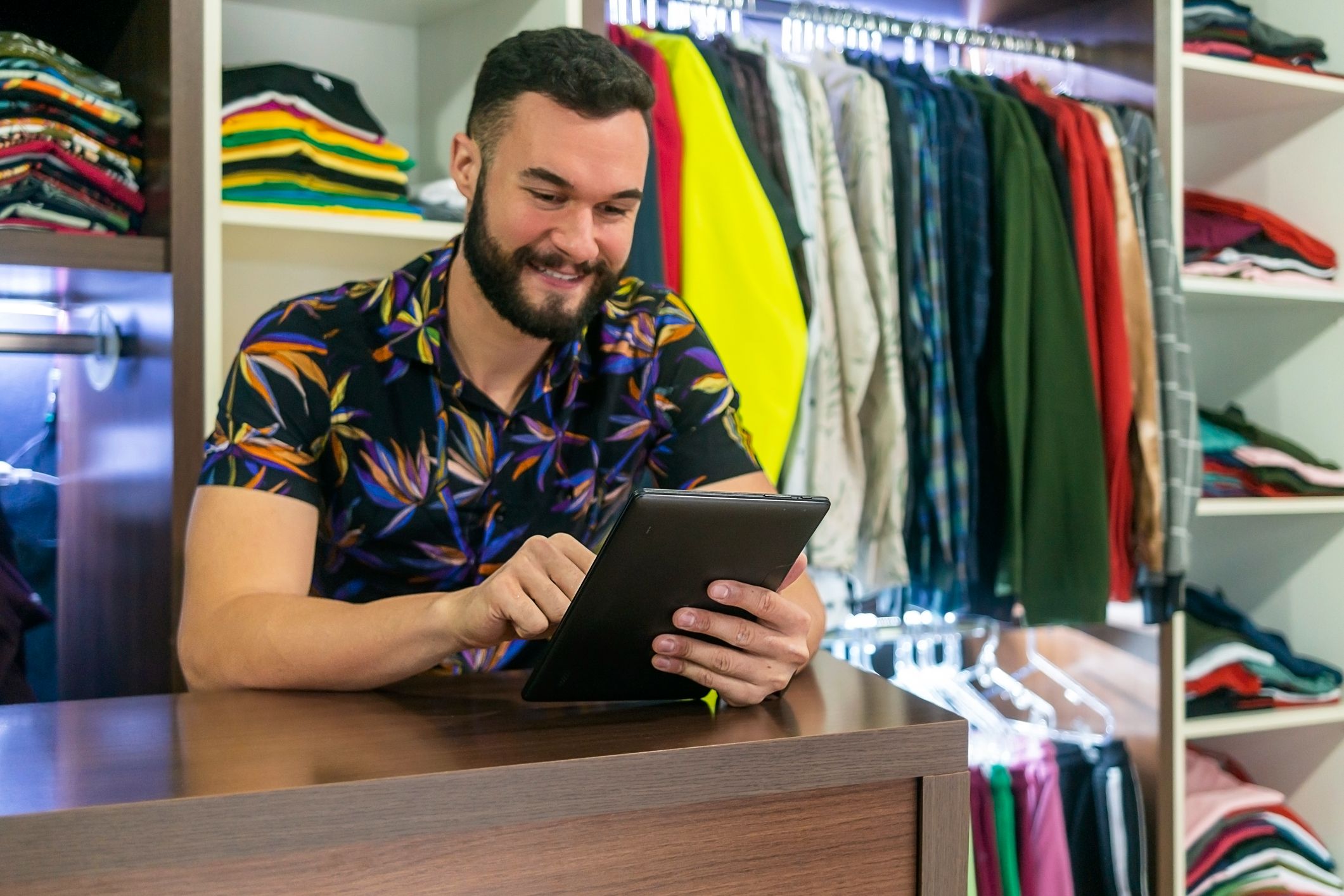 Técnicas de vendas: saiba mais sobre o uso da tecnologia no varejo